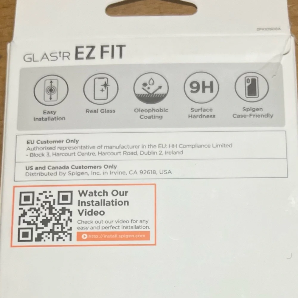 iPhone 14 Pro Max Spigen Glas.tR EZ Fit Sensor Protected Case